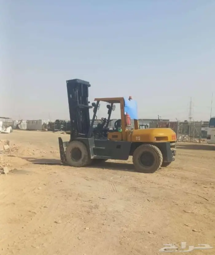 ايجار فوركلفت رافعه شوكيه كرينات شهري يومي 3