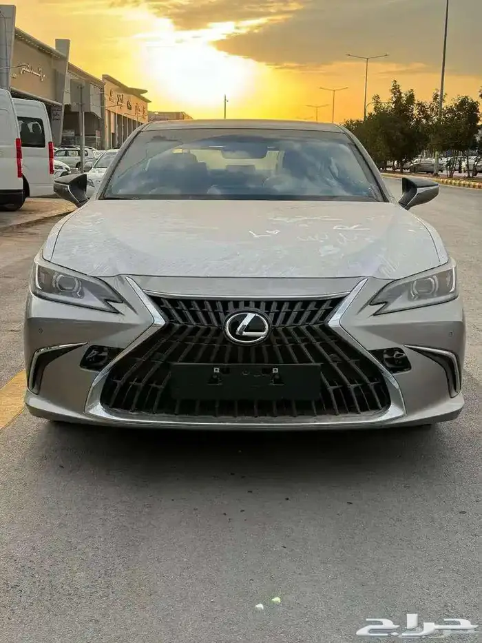 لكزس 2025 ES250 بريمي AA استاندر كاش واقساط بنك 5