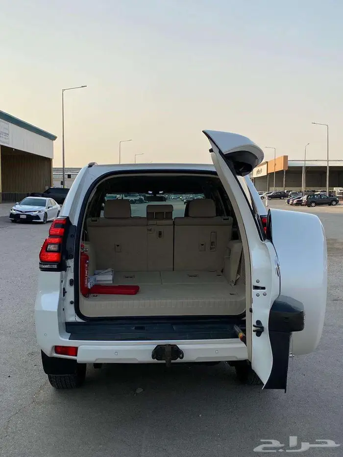 تويوتا برادو TX_L V6 2022 10