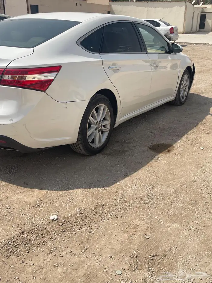 تويوتا افالون XLE 2013 11