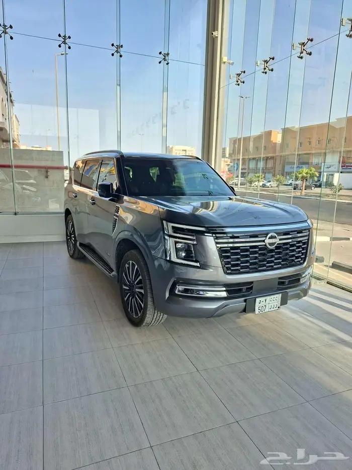 نيسان باترول 2025 بلاتينيوم فل كامل بترومين مستعمل 1
