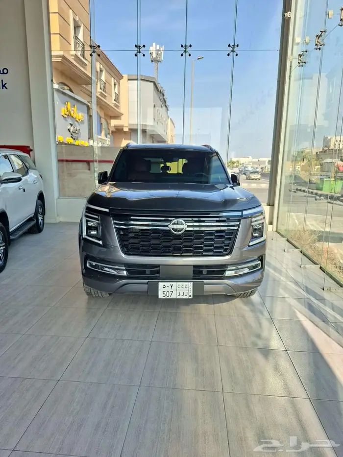 نيسان باترول 2025 بلاتينيوم فل كامل بترومين مستعمل 0