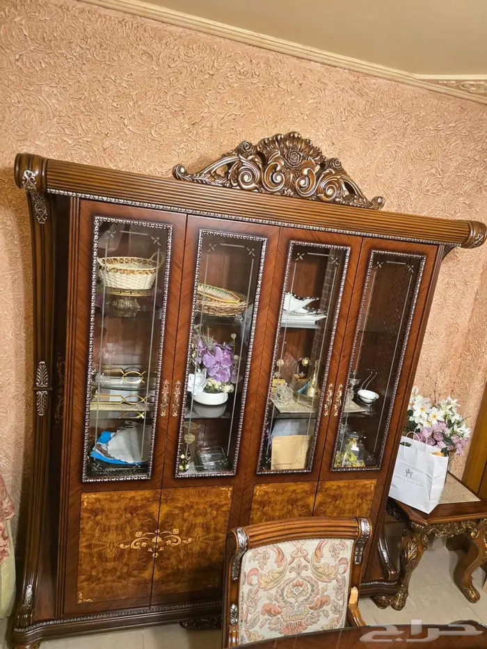 طاولة سفره فخمه وفاخره 4