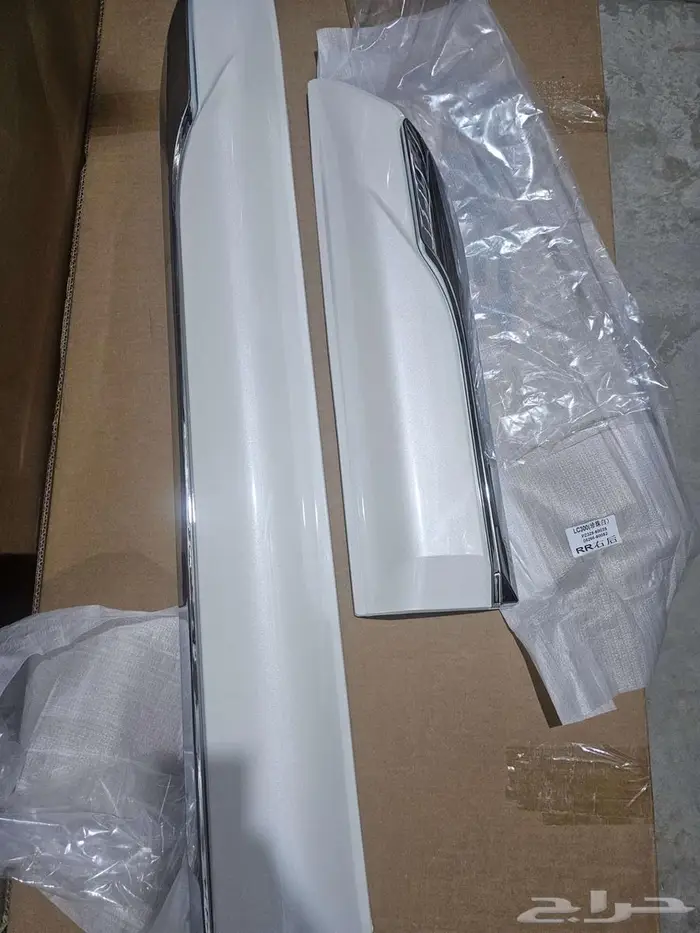 اكسسوارات لاندكروزر 22-25 8