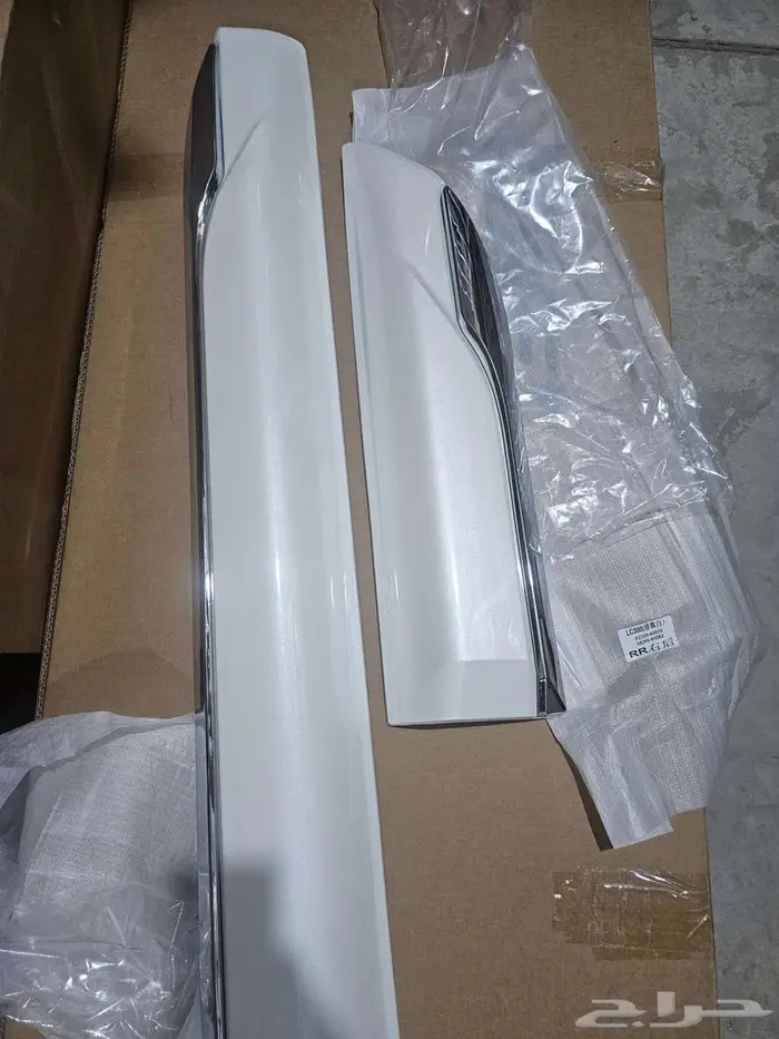 اكسسوارات لاندكروزر 22-25 5