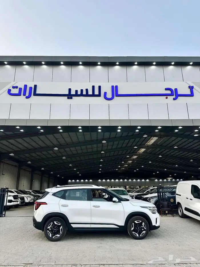 كيا سيلتوس GLS ميد نص فل ميد 2025 باقل سعر كاش وتقسيط 14