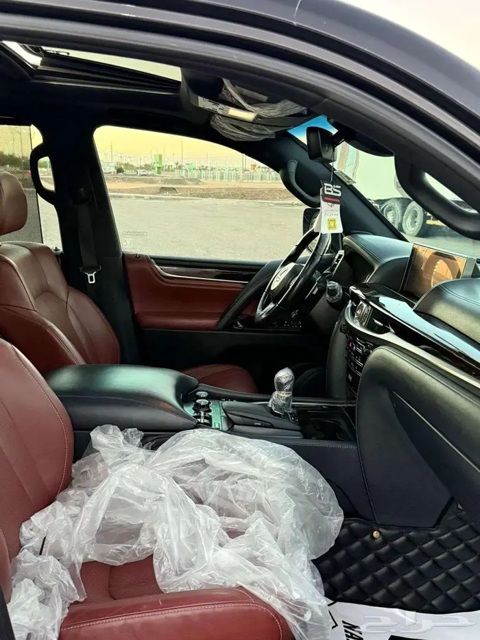 لكزس LX570 موديل 2018 فل كامل SUPER SPORT 19