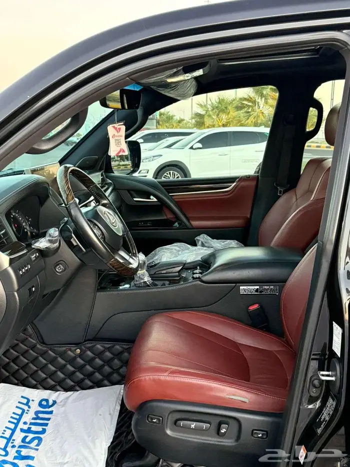 لكزس LX570 موديل 2018 فل كامل SUPER SPORT 18