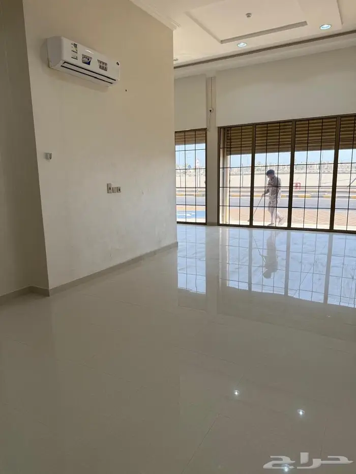 للإيجار محلات مجهزه بتكييف 5