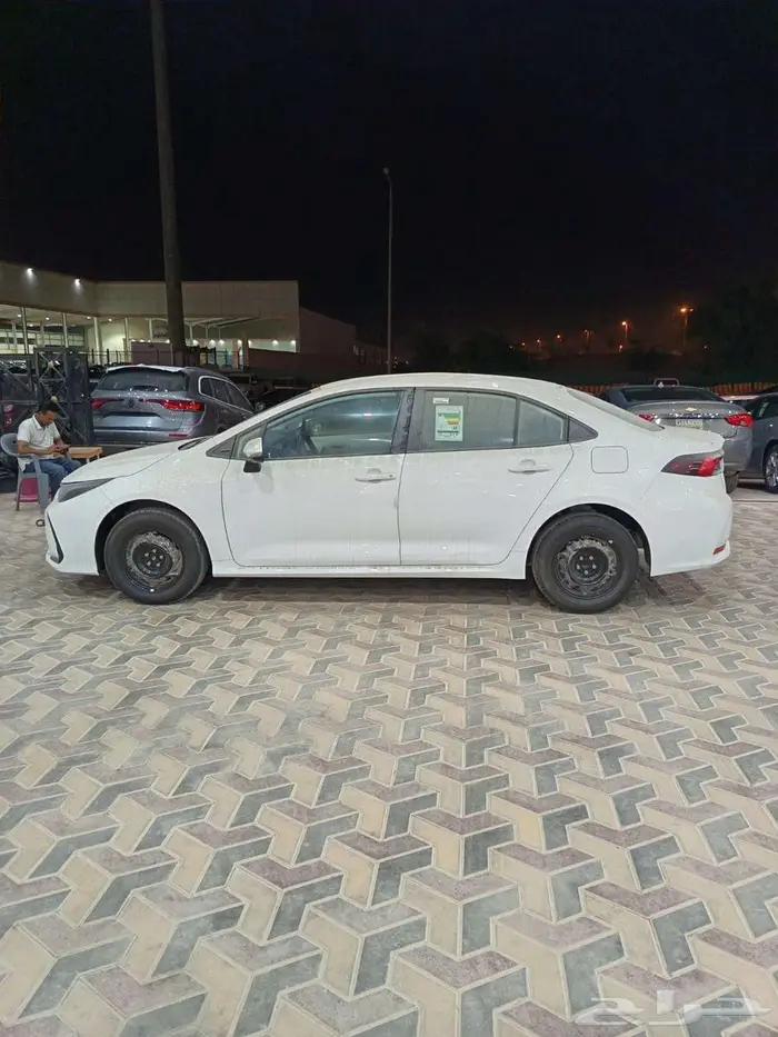 تويوتا كورولا ستاندر 1.6 بريمي 2025 2