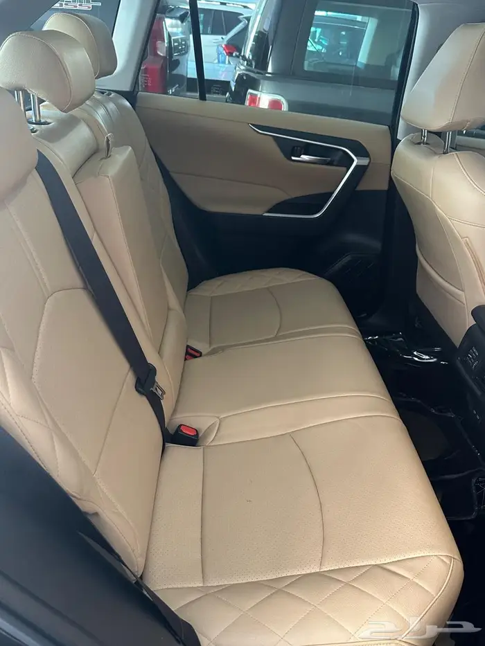 RAV4 فل كامل مكينة 2500 4