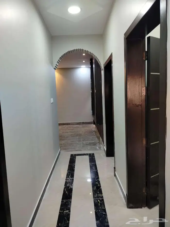 شقق للبيع حي الضاحيه 5 غرف ب 420 الف 11