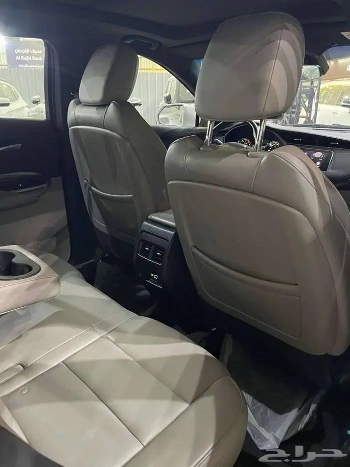 كاديلاك 2019 XT4 فل كامل 11