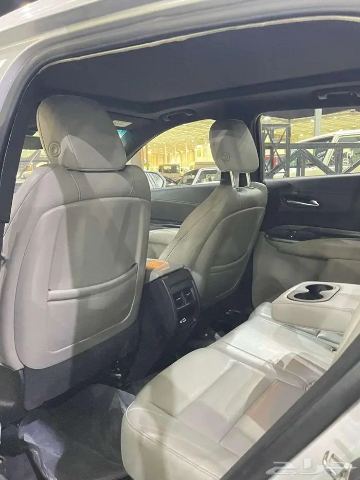 كاديلاك 2019 XT4 فل كامل 9