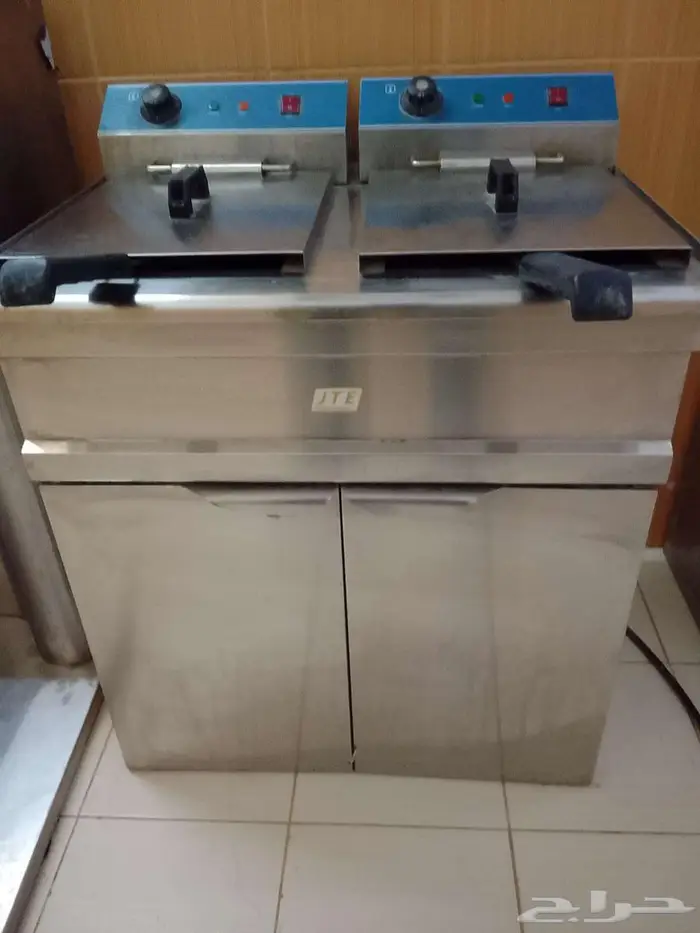 معدات ومستلزمات مطعم 2
