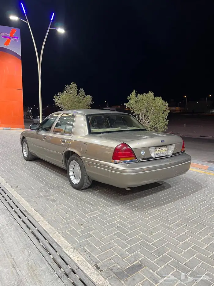 فورد فكتوريا 2001 سعودي بدي وكاله 1