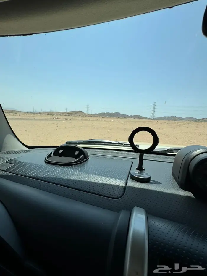 أف جي كروزر 18