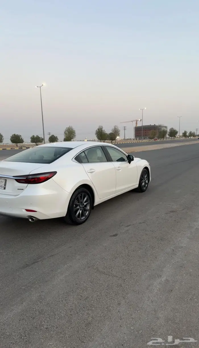 للبيع مازدا 6 موديل 2023 نظيفة 2