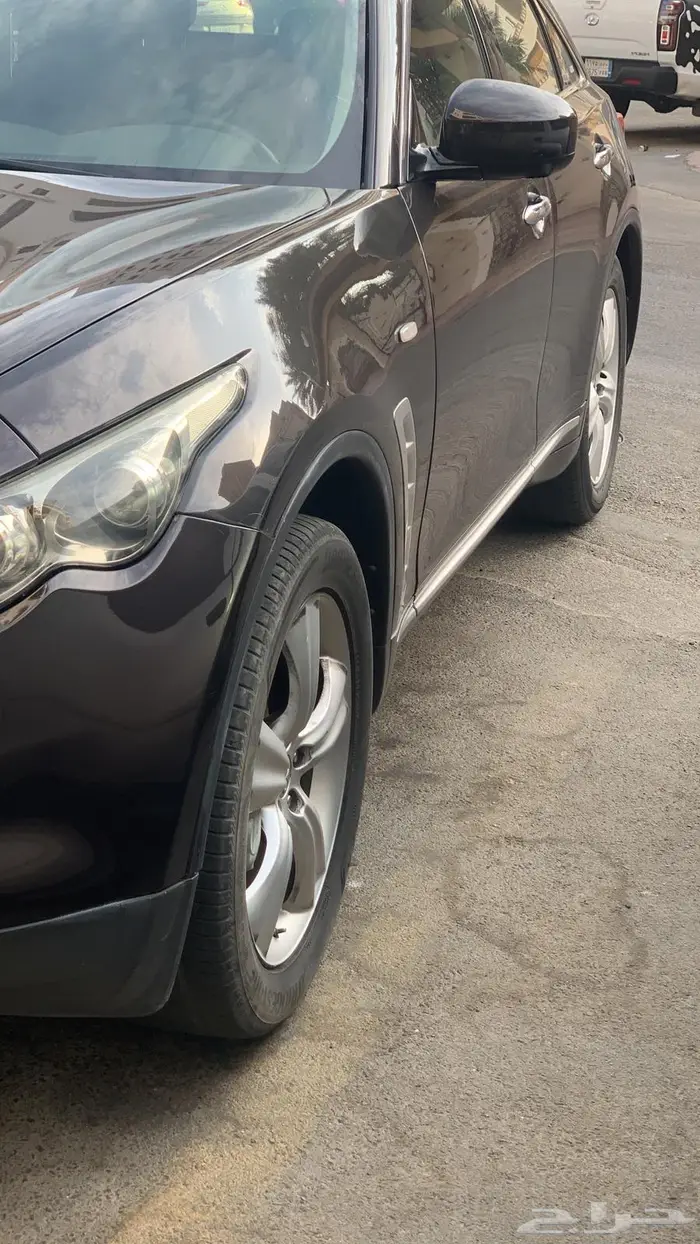 انفينتي FX35 مالك اول 3