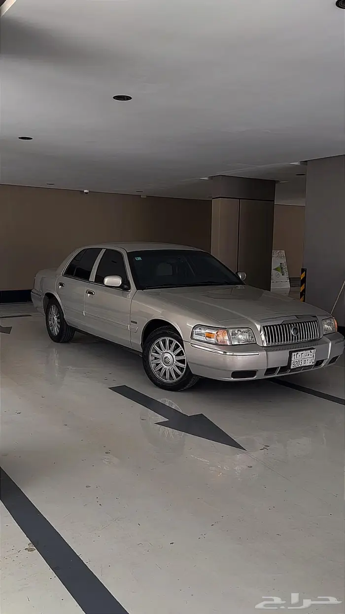 فورد قراند ماركيز 2009 LS امريكي 7