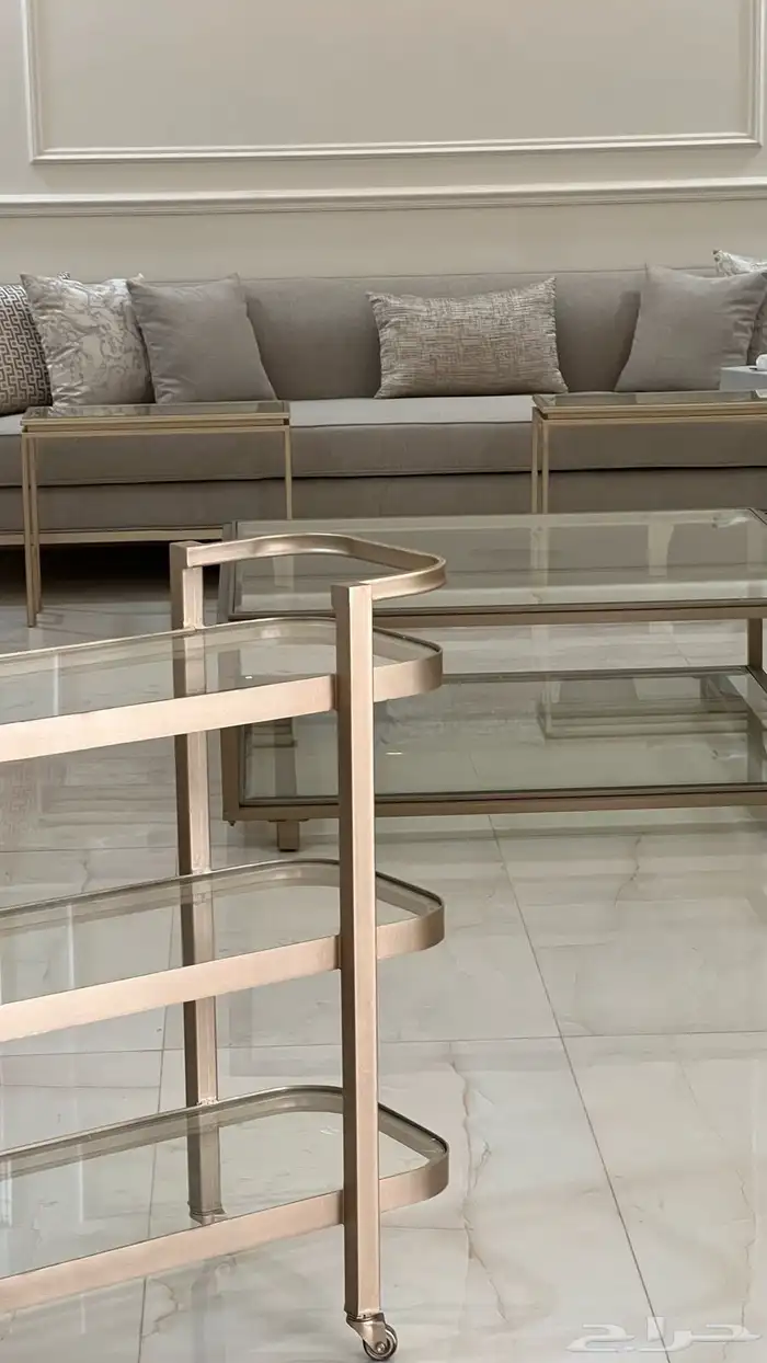 ورشه تفصيل طاولات 5