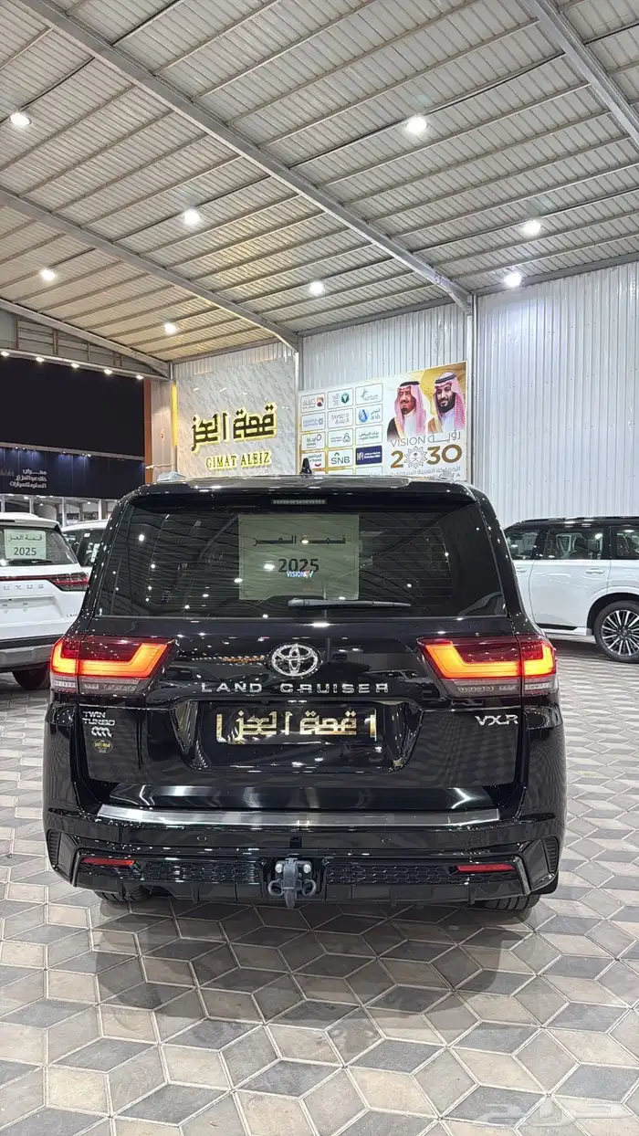 لاندكروزر - VXR - خليجي - مستعمل - 2025 10