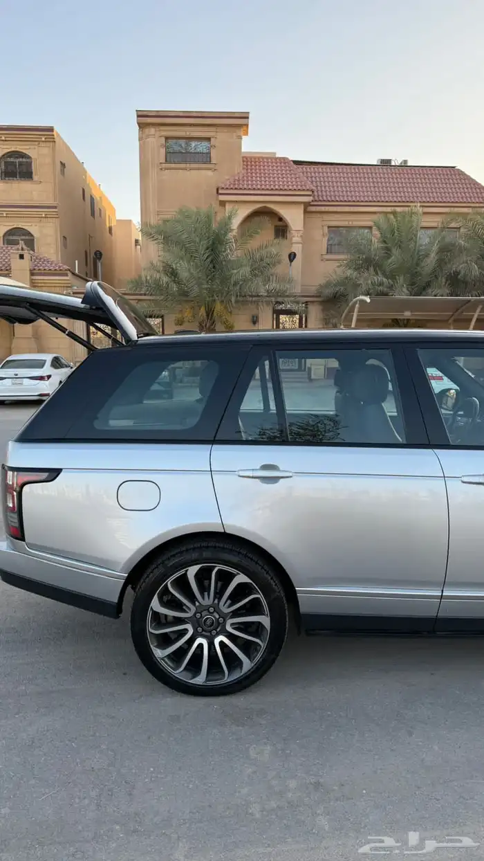 رنج للبيع اوالبدل بجيب لاند اولكزز موديل حديث 9