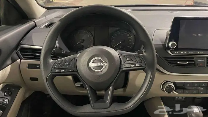 نيسان التيما ستاندر موديل 2025 6
