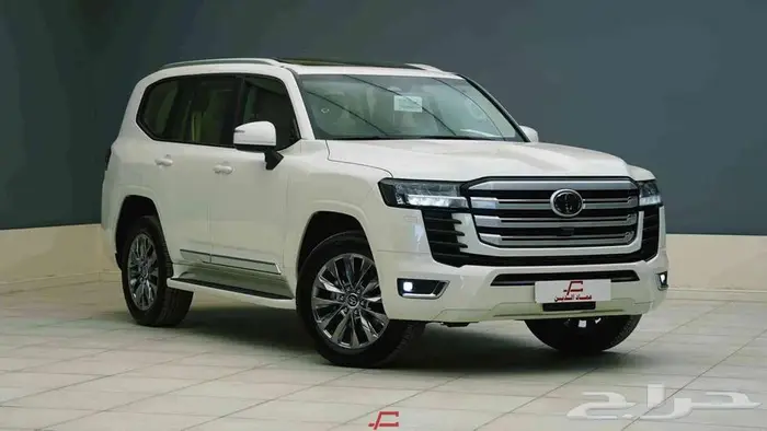 لاندكروزر GXR4 بنزين 2025 0