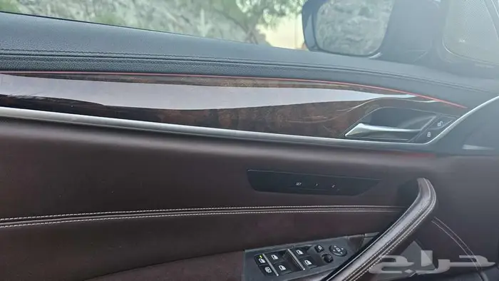 ماستر كلاس BMW 2017 530i M Kit خليجي 26