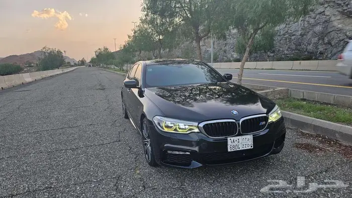 ماستر كلاس BMW 2017 530i M Kit خليجي 14