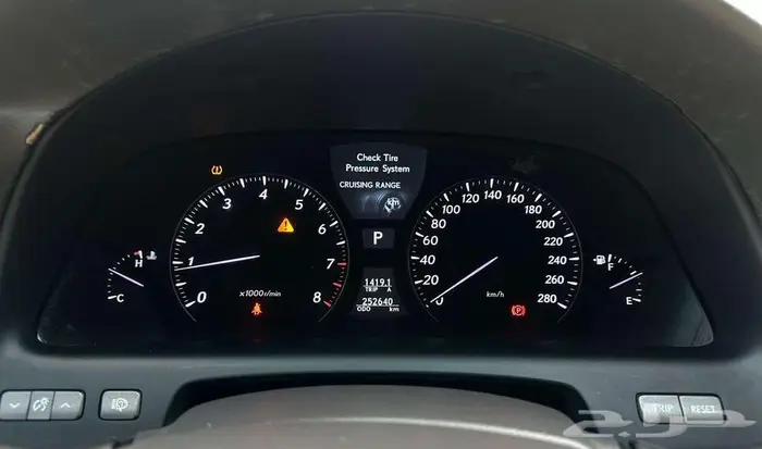 للبيع لكزس LS 460L 12
