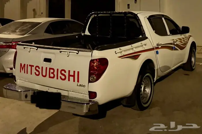 ميتسوبيشي غمارتين بك اب L200 نظيف 8