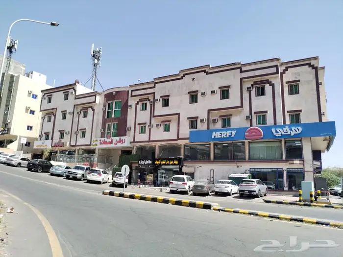 عماره تجارية للبيع في أبها حي القرى 4