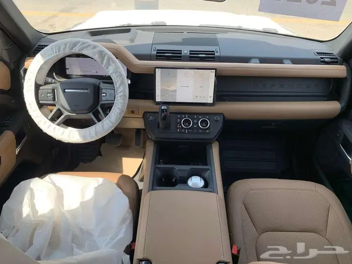 لاندروفر ديفندر 6 سلندر X dynamic HSE 2025 7