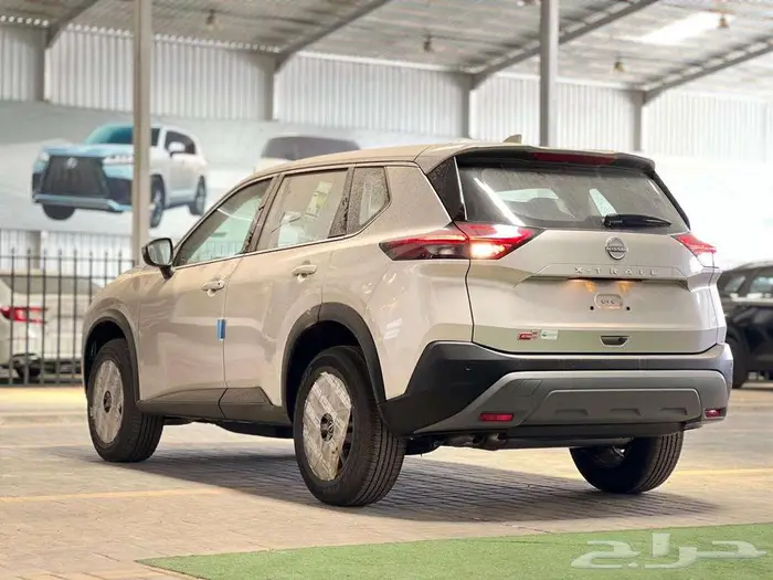 نيسان اكستريل S استاندر 5 و 7 راكب 2025 دبل و بدون ودبل . 17