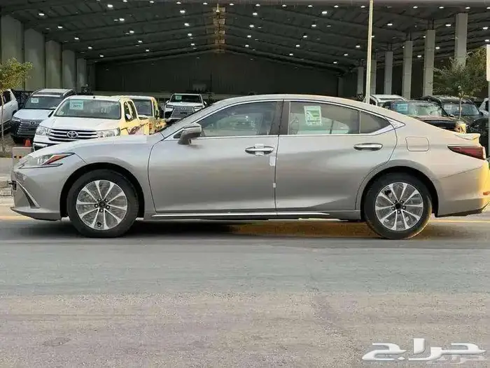 لكزس 2025 ES250 بريمي AA استاندر كاش واقساط بنك 1