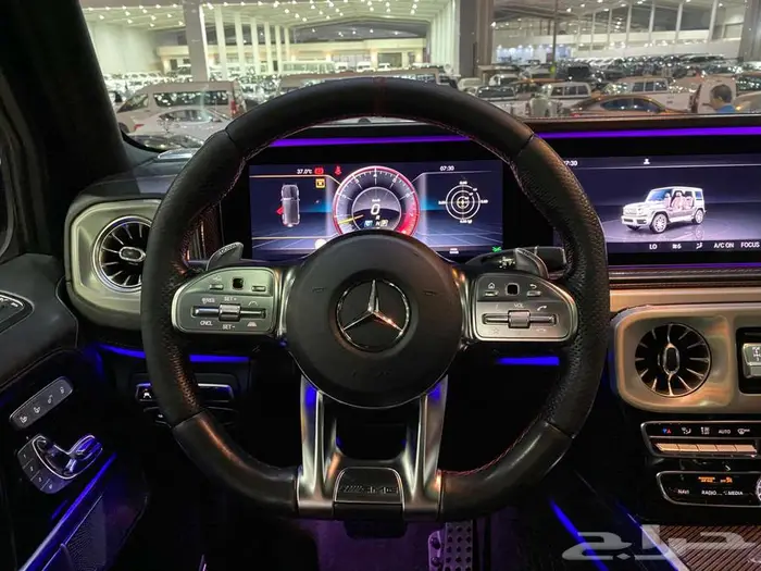 مرسيدس G63 موديل 2019 اسود ماشيه 150الف كم 24
