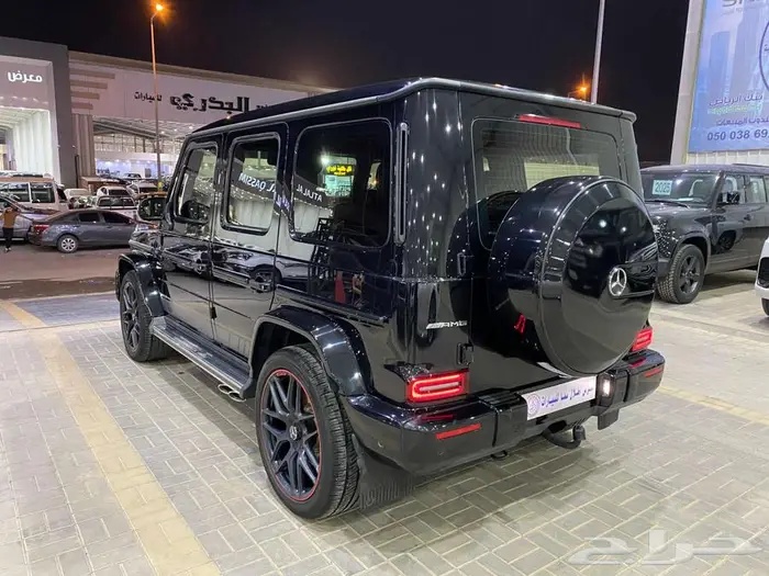 مرسيدس G63 موديل 2019 اسود ماشيه 150الف كم 43