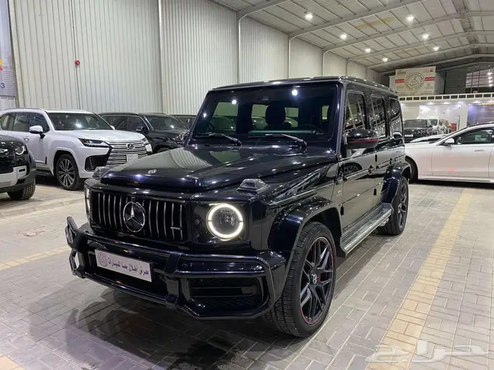 مرسيدس G63 موديل 2019 اسود ماشيه 150الف كم 6