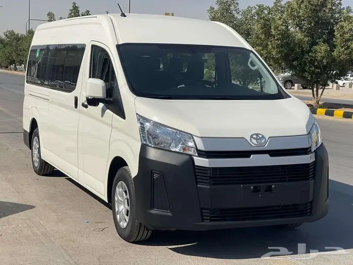 تويوتا هايس 13 راكب بنزين جير عادي 2025 6