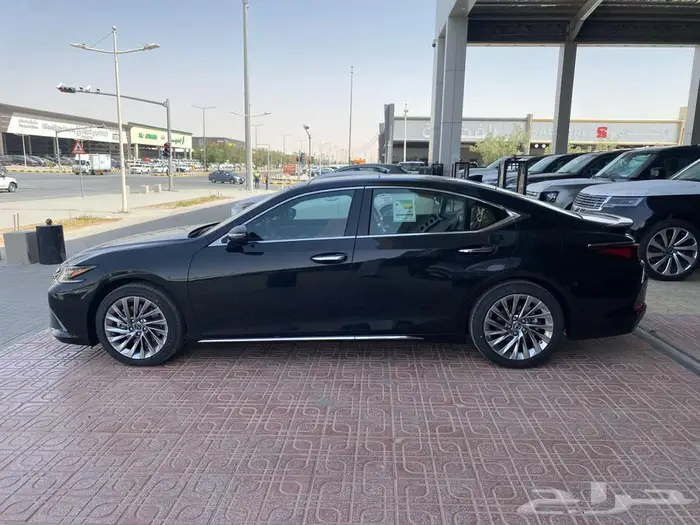 لكزس ES 350 DD فل كامل 2025 - الساير كويتي.. 4