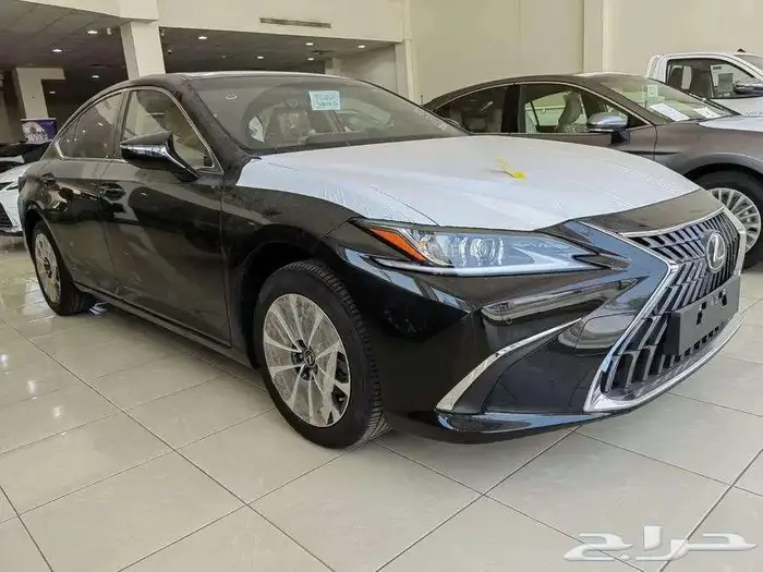 ليكزس اي اس 250 AA اسود استندر 2025 سعودي 2