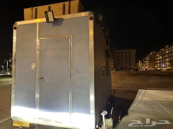 فود ترك للايجار او البيع 4.5m 2.5m 3