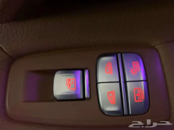 بي ام دبليو ممشا 61 LI730 2020 35