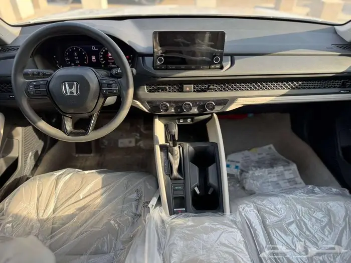 هوندا اكورد LX استاندر موديل 2025 6