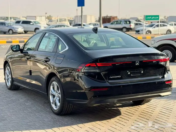 هوندا اكورد LX استاندر موديل 2025 10