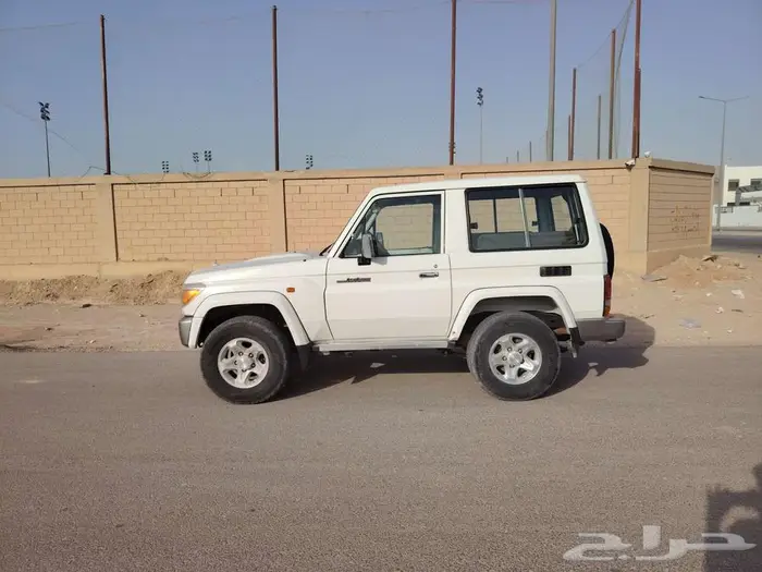 تويوتا ربع LC70 موديل 2009 11