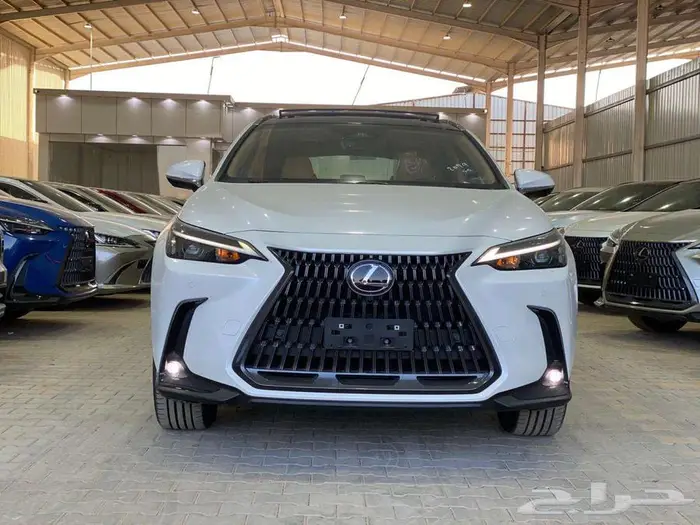 لكزس NX 350 CC بنزين 2025 - خليجي 11