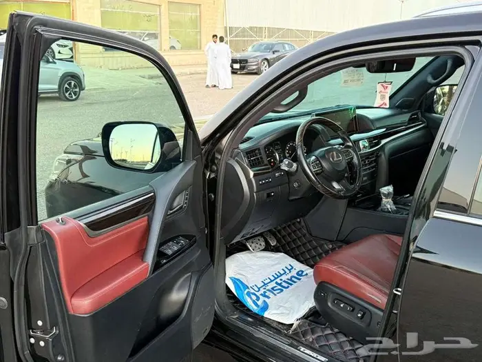 لكزس LX570 موديل 2018 فل كامل SUPER SPORT 9